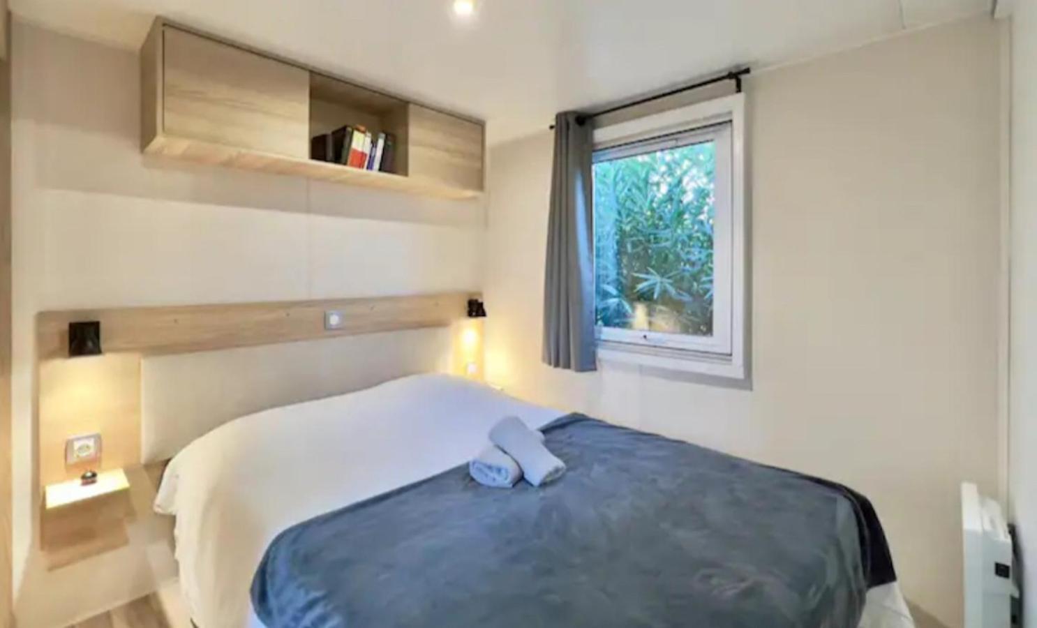 Mobil-home Les Lauriers Roses Siblu 4**** Camping *